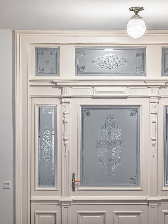 heritage® Verfahren - Wohnungsabschluss - Brandschutz - Sicherheit - Doppelflüglig mit Seitenteilen und Oblicht | © ARCHIBATCH